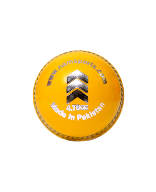 Cricket Hard Ball Junior